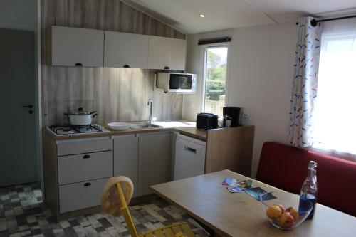Camping du Vieux Château - Mobilhome Detente 2018 GRAND CONFORT 36m² - 4 bedrooms + television and dishwasher - Photo 7