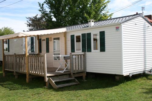 Camping du Vieux Château - Mobile-home Club 5 27m² - 2 bedrooms + Television - Photo 7