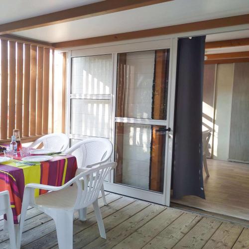 Camping Tikiti - Chalet gitotel club 25 m² / 2 Zimmer - Terrasse - Wednesday - Photo 9