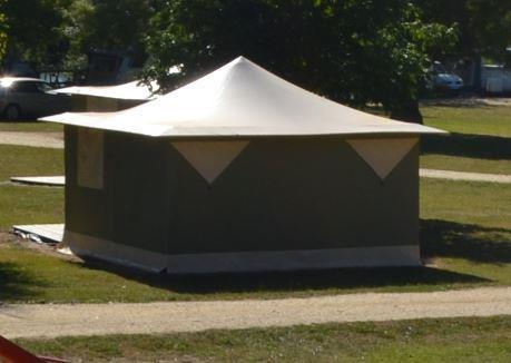 Camping Morédéna - Canvas bungalow (2 bedrooms) + Terrace - Photo 2