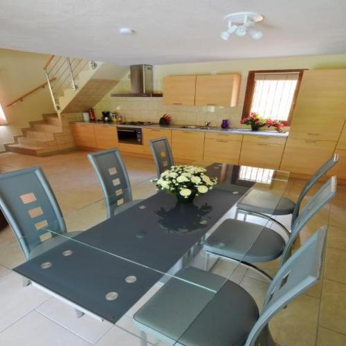 Camping L'Ardéchois - Chalet Grand Confort 85m² - 3 bedrooms - Photo 6