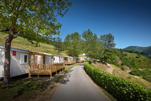 Camping L'Ardéchois - Mobile-home 33m² - 3 bedrooms - Photo 2