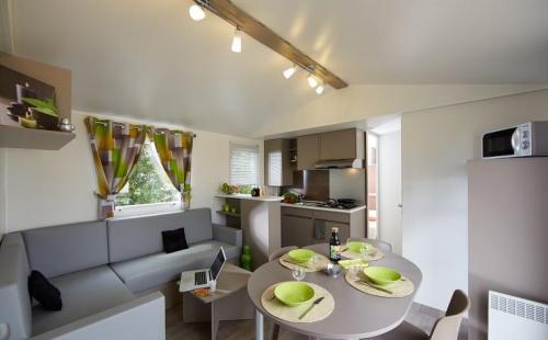 Camping L'Ardéchois - Mobile-home 33m² - 3 bedrooms - Photo 3