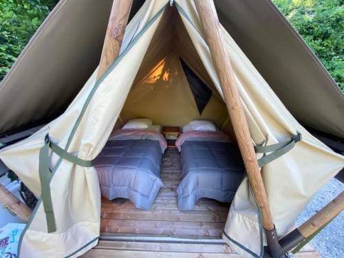 Camping Le Marintan - Tent Glamping + Electricity twin bed - Photo 2