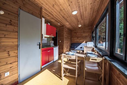 Camping Le Marintan - Chalet - Photo 2