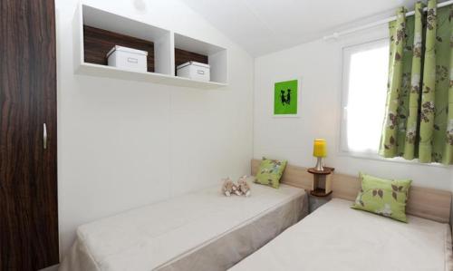 Camping la Ferme des 4 Chênes - Mobil home ISPEGUY 2 CH - Photo 4