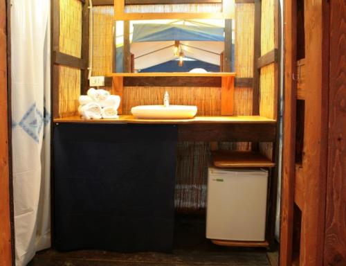 Amfibie Treks - Lodge Tent with Full board - Photo 5
