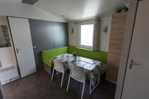 Flower Camping Altea - Mobilhome Confort 29m²(3 bedrooms) + air-conditioning + sheltered terrace - Photo 6