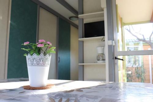 Flower Camping Altea - Chalet Eco 18m² (2 bedrooms) + air-conditioning + sheltered terrace - Photo 6