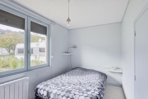 Camping de la Seine & SPA **** - La Clef d'Argent - Jardin, jacuzzi et vue sur la Seine - Photo 6