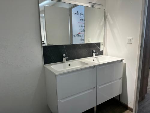 Camping de la Seine & SPA **** - Apartment la nuit des coquelicots - Photo 2