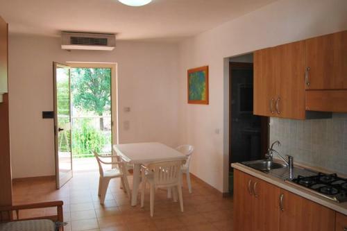 Camping Village Spiaggia Lunga - Bungalow 'Perla' tree-roomed - Photo 1