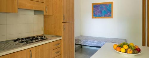 Camping Village Spiaggia Lunga - Two Room Bungalow 'Rubino' - Photo 3