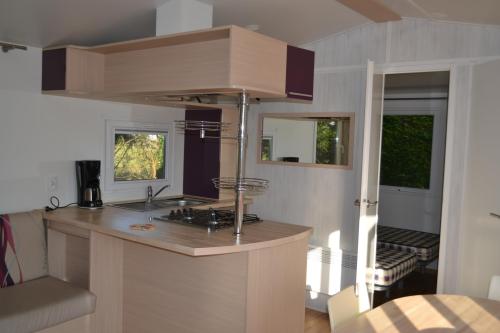 Sites et Paysages Domaine de la Catinière - Mobil-Home 2 Bedrooms (wednesday/wednesday) - Photo 3