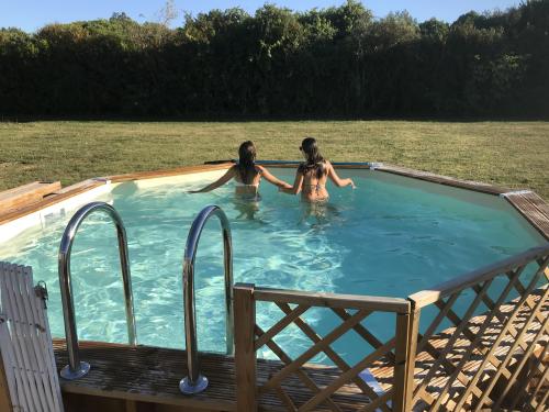 Villa Cottage in Loire Valley - Camping Le Cardinal - Cottage 2 bedrooms + heated Swimming pool - Photo 3