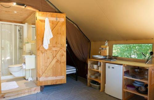 Huttopia Lac de Serre Ponçon - Trappeur tent - Photo 4