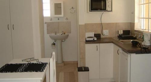 Oppi Dam Camping - Cottage (twins beds or king bed) - Photo 4