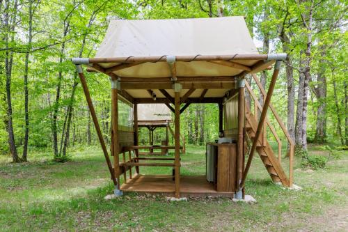 Camping La Clairière - Canvas hut - 1 bedroom - Photo 2