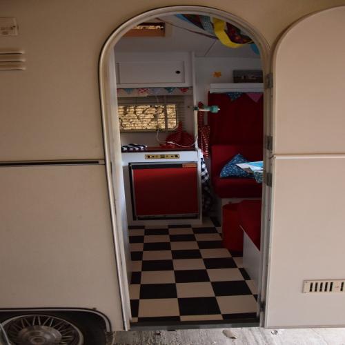 Camping La Clairière - Caravan RETRO- 1 bedroom - Photo 3