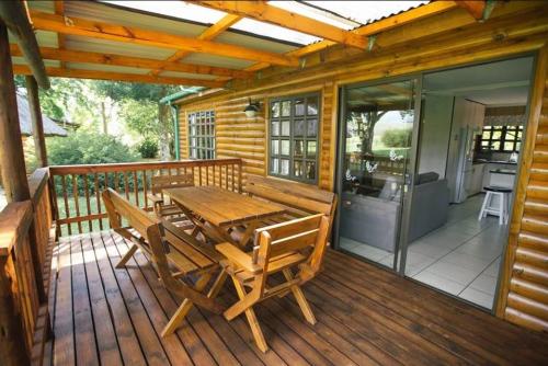 Mountain Splendour Eco-Resort - Wooden cabin - Photo 1
