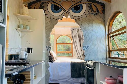 Treedom Villas & Vardos - The Owl Vardo - Photo 2