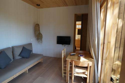 Camping Alfacs - Bungalow Trabucador - Photo 7