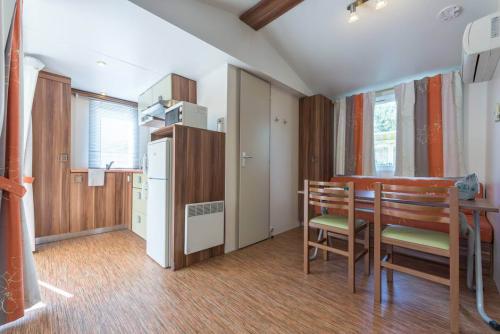 Camping Koawa Le Bontemps - Loggia Confort 29m² - air-conditioning + TV - Photo 3