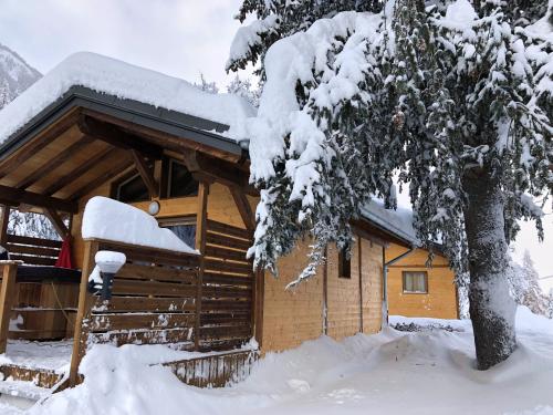 Camping Les Lanchettes - Gamme Chrystal - Chalet Hermine 24 m² 1 bedroom + semi-covered terrace 12m² with Nordic bath - Photo 1