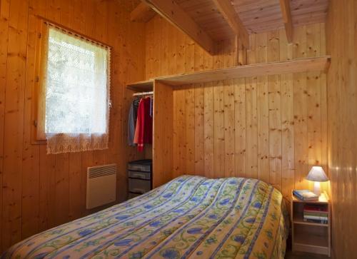Camping Les Lanchettes - Chalet Ponthurin 35m² 2 bedrooms + terrace 15m² - Photo 6