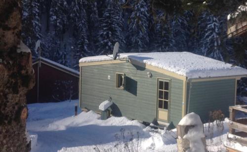 Camping Les Lanchettes - Chalet Beaufortain 29m² 2 bedrooms + terrace 12m² - Photo 9