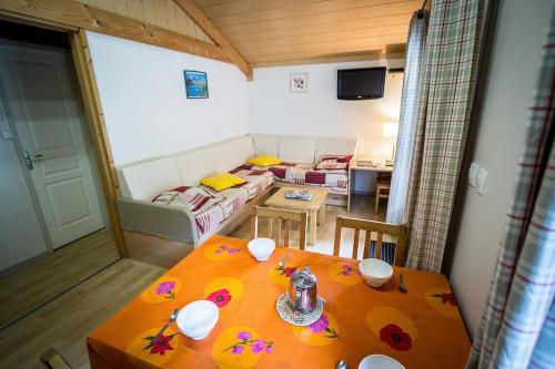 Camping Les Lanchettes - Chalet Bellecote 35m² 2 bedrooms + terrace 12m² - Photo 3