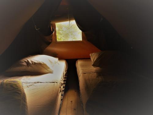 Camping Les Lanchettes - Tent Lodge Bivouac - Photo 2