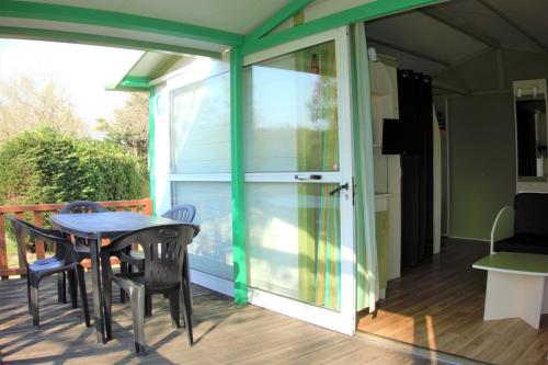 Camping L'Oasis du Berry - Chalet PRESTIGE 5 people - Photo 2