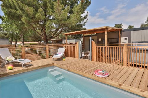 Camping Les Peupliers**** - Taos Prestige with private pool - Photo 1