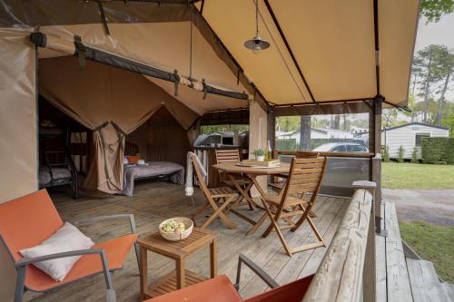 Camping Sandaya L'Orée du Bois - Tent 2 bedrooms ** - Photo 2