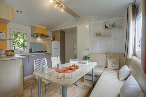 Camping Sandaya La Côte de Nacre - Cottage 3 bedrooms *** - Photo 1