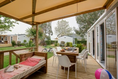 Camping Sandaya La Côte de Nacre - Cottage Nautilus 2 bedrooms - 2 bathrooms PREMIUM - Photo 2