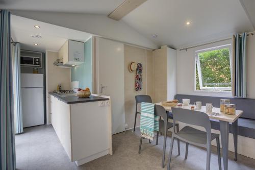 Camping Sandaya La Côte de Nacre - Cottage 2 bedrooms *** - Photo 3