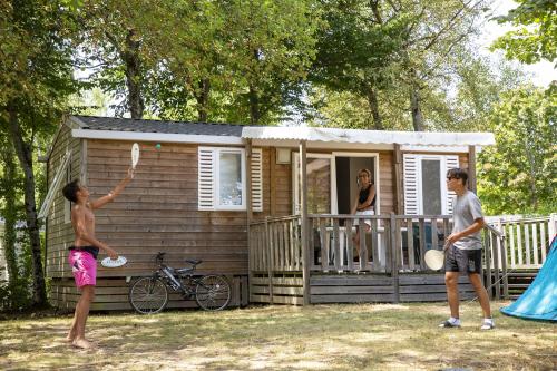 Camping de Fréaudour - Mobile home Super Mercure Famille - Photo 1