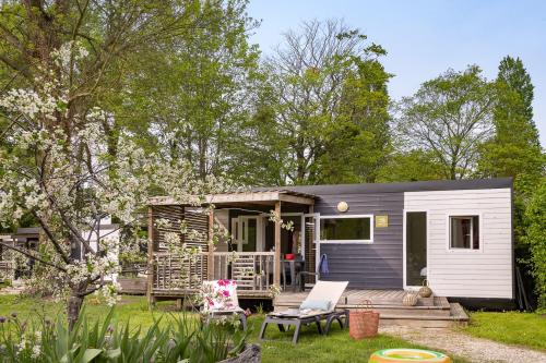 Camping Sandaya Château des Marais - Cottage Newton 2 bedrooms 2 bathrooms - Air con PREMIUM - Photo 1