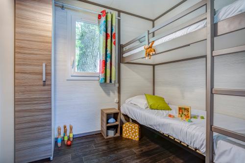 Camping Sandaya Château des Marais - Chalet 2 bedrooms *** adapted to the people with reduced mobility - Photo 5