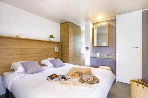 Camping Sandaya Château des Marais - Cottage Cheverny 2 bedrooms 2 bathrooms - airco PREMIUM - Photo 3