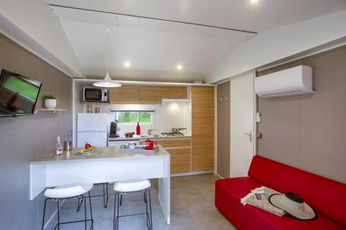 Camping Sandaya Château des Marais - Cottage Cheverny 2 bedrooms 2 bathrooms - airco PREMIUM - Photo 4