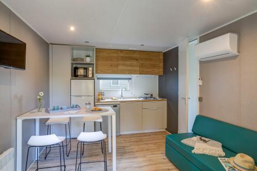 Camping Sandaya Château des Marais - Cottage 2 bedrooms 2 bathrooms **** - Photo 2