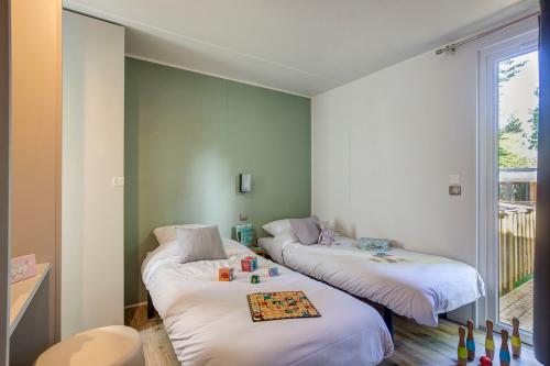 Camping Sandaya Château des Marais - Cottage 2 bedrooms 2 bathrooms **** - Photo 5
