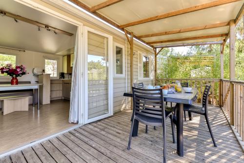 Camping Argeles Vacances - Mobil home FAMILY 4 Bedrooms, Air conditioning, TV, dish - washer - Photo 6