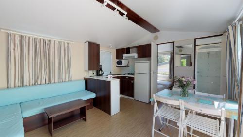 Camping Les Genêts - Mobile home Comfort 2 bdrs 31 m² - Photo 3
