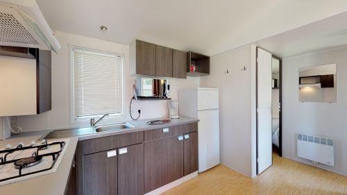 Camping Les Genêts - Mobilheim Comfort 3 bedrooms 31 m² - Photo 3