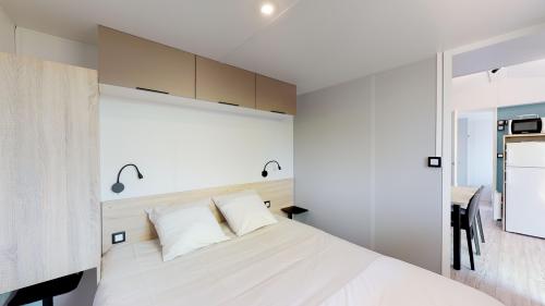Camping Les Genêts - Mobilhome Premium Covered Terrass 33 m² - Photo 4