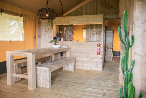 Camping Les Marsouins - New - Tent Ciela Nature Lodge 3 bedrooms - Photo 2